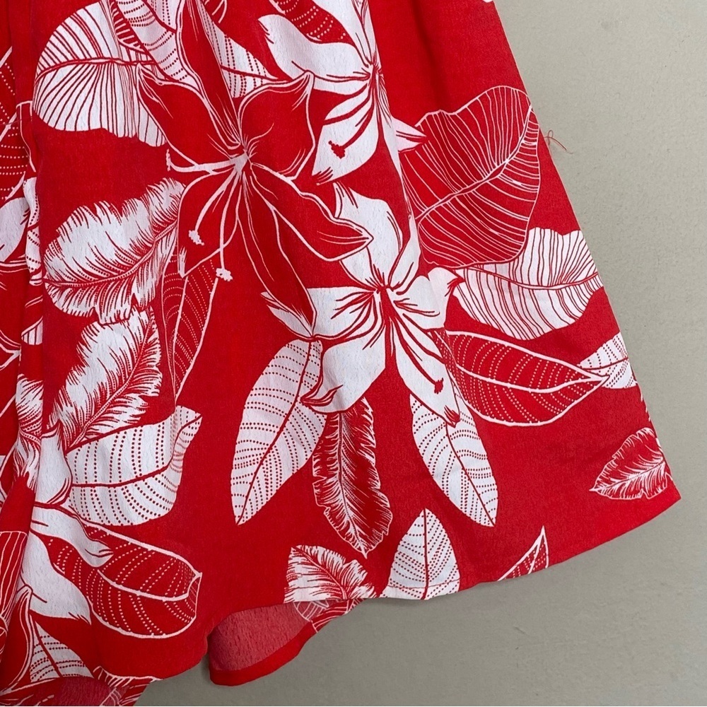VICI Women’s Halter Floral Romper With Pockets Red Size Small Missing Waist Tie - Picture 15 of 16